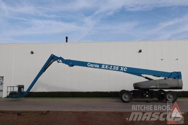 Genie SX135XC Zglobne podizne platforme
