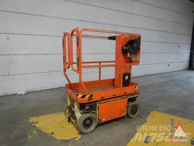 JLG 1230ES Zglobne podizne platforme