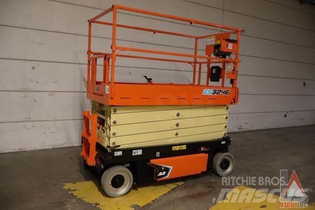 JLG 3246ES Zglobne podizne platforme