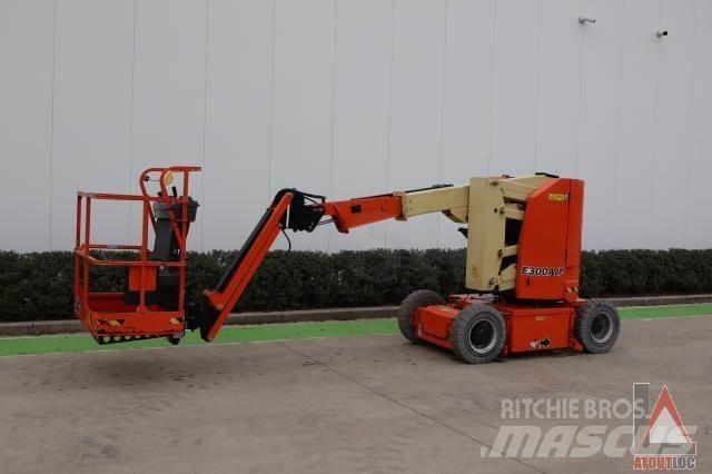 JLG E300AJP Zglobne podizne platforme