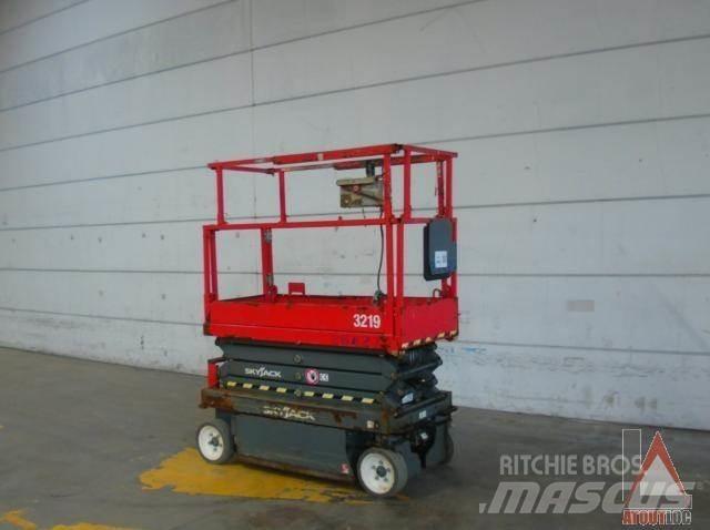 SkyJack SJ3219 Zglobne podizne platforme