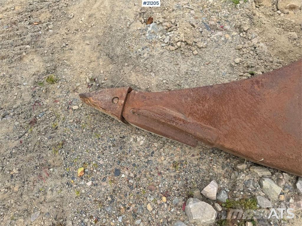 CAT 311FLRR Bageri guseničari