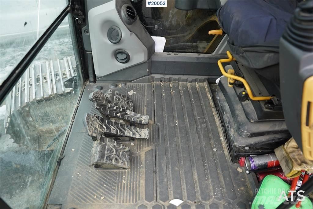 CAT 317GC Bageri guseničari