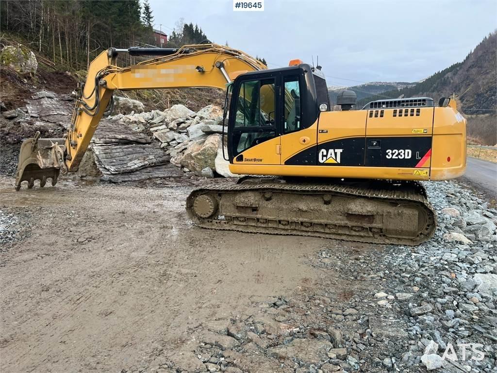CAT 323D Bageri guseničari