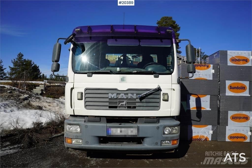 MAN TGM 18.330 Rol kiper kamioni sa kukom za podizanje tereta