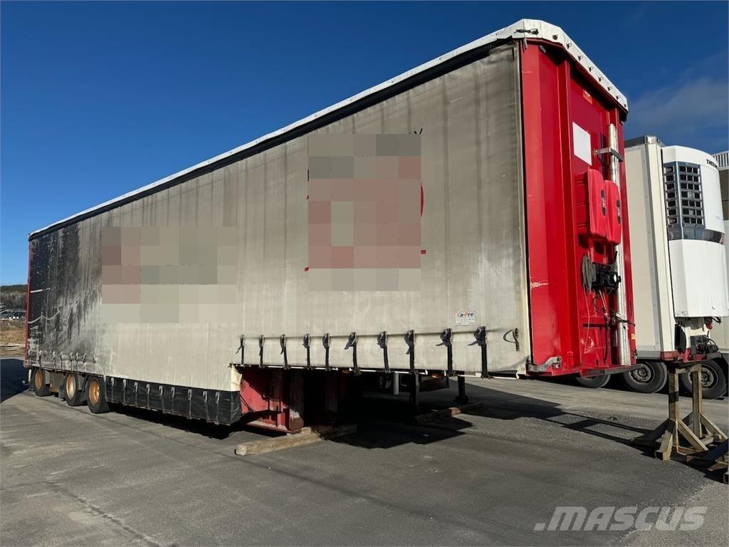 Pacton well trailer. Poluprikolice labudice