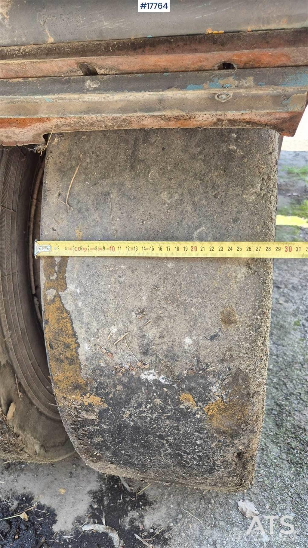 Bomag BW 161 AC Valjci sa duplim bubnjem