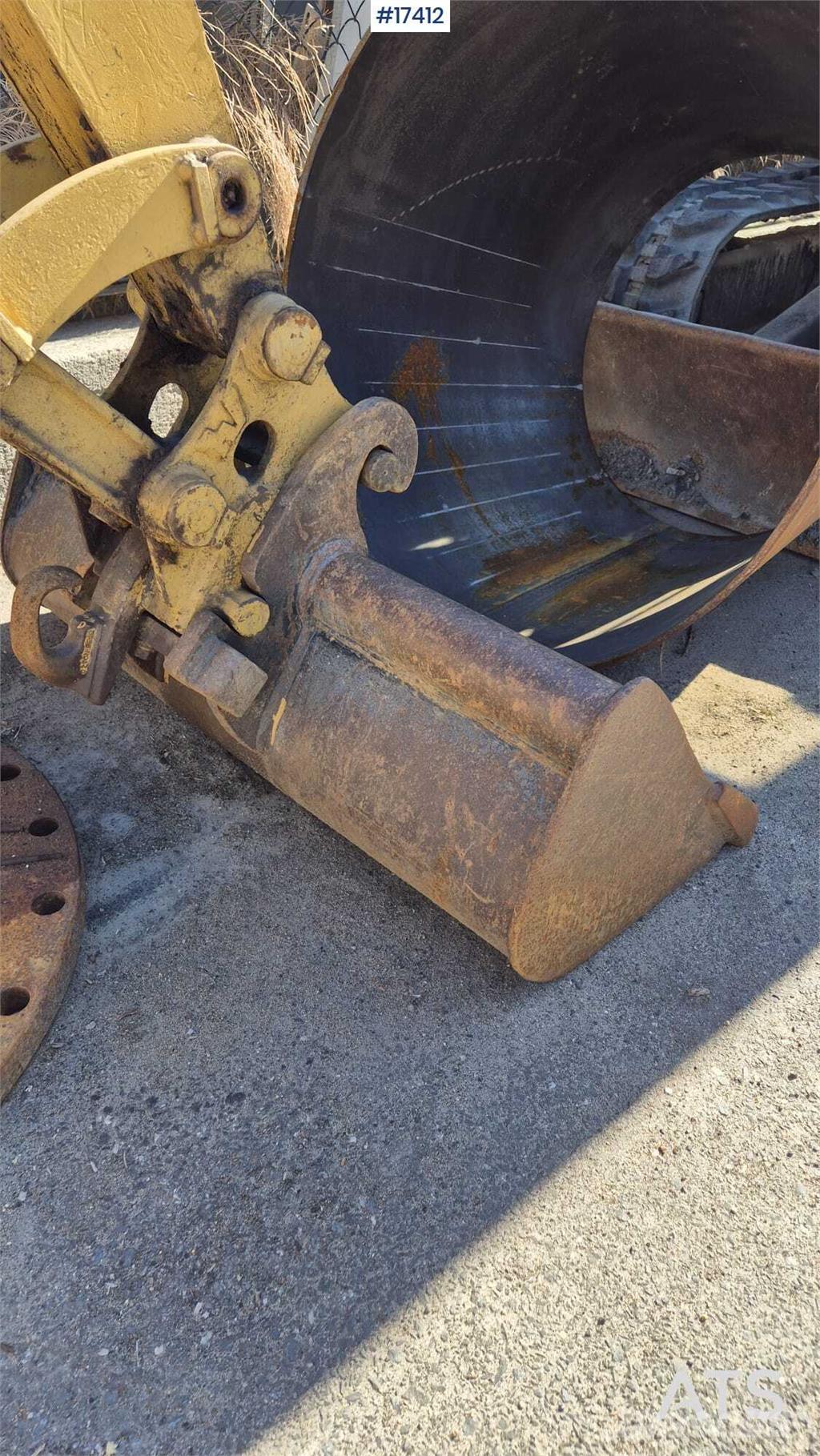 CAT 302.5 Mini bageri < 7t