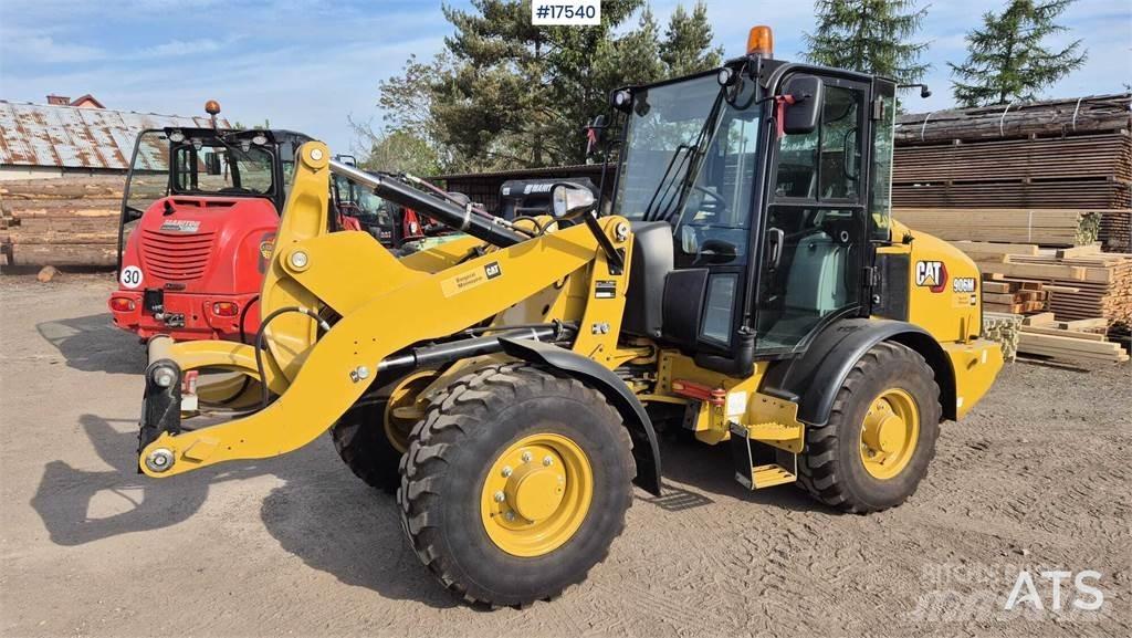 CAT 906M Utovarivači na točkove