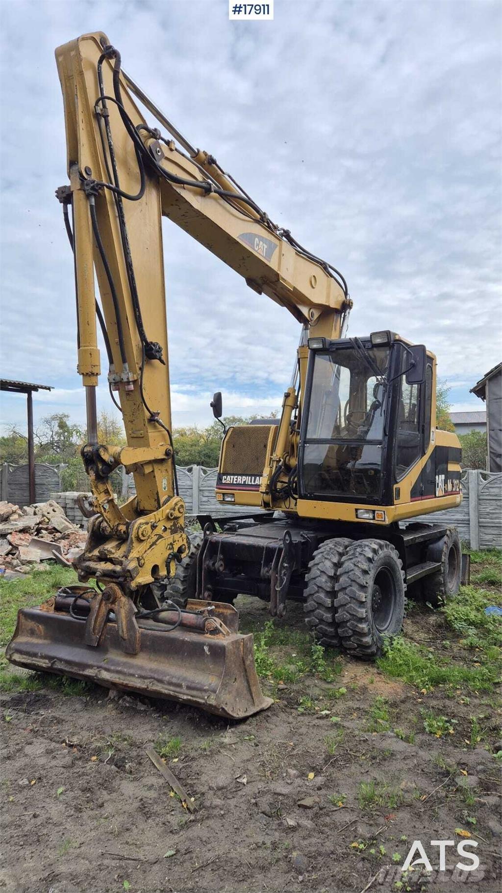 CAT M312 Bageri točkaši