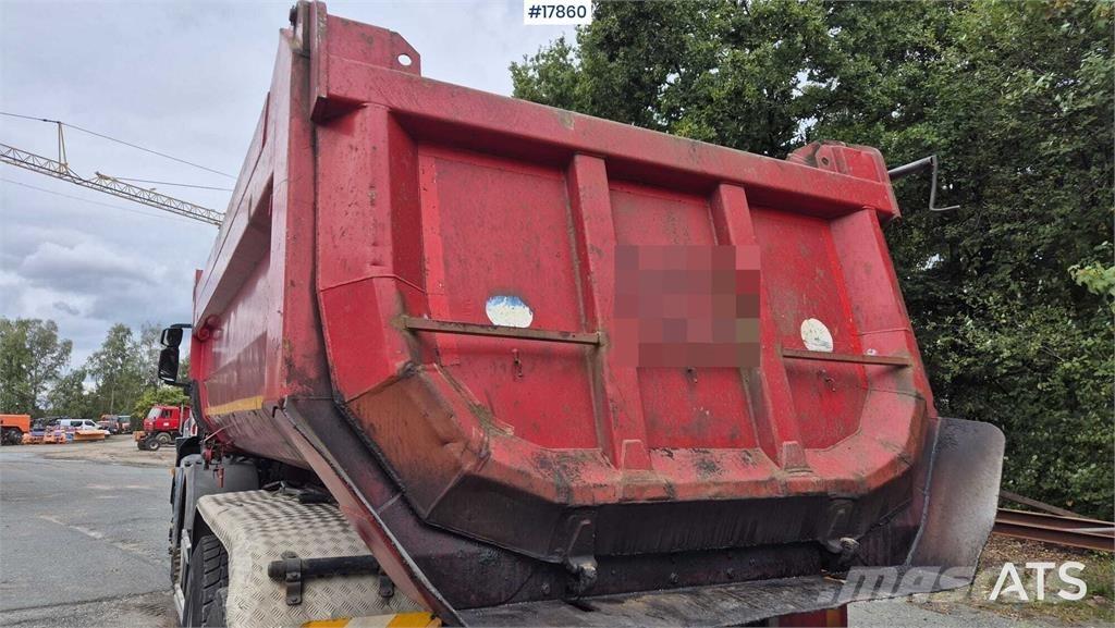 Iveco Trakker 450 Kiperi kamioni