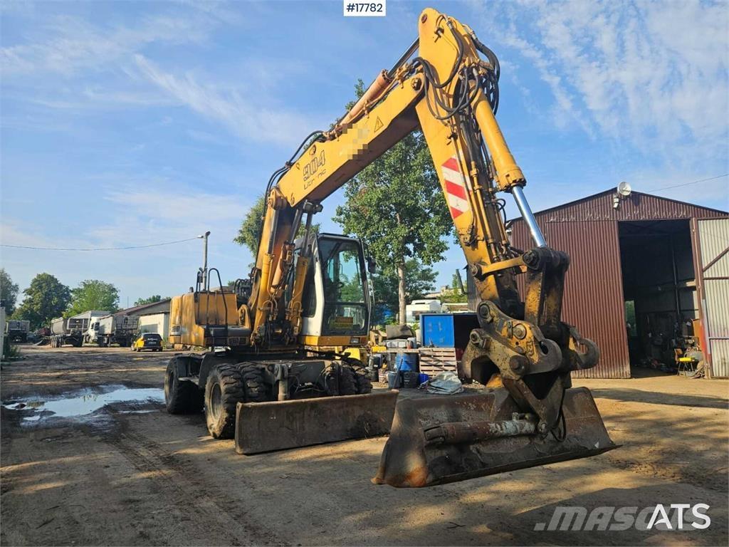 Liebherr A 904 Bageri točkaši