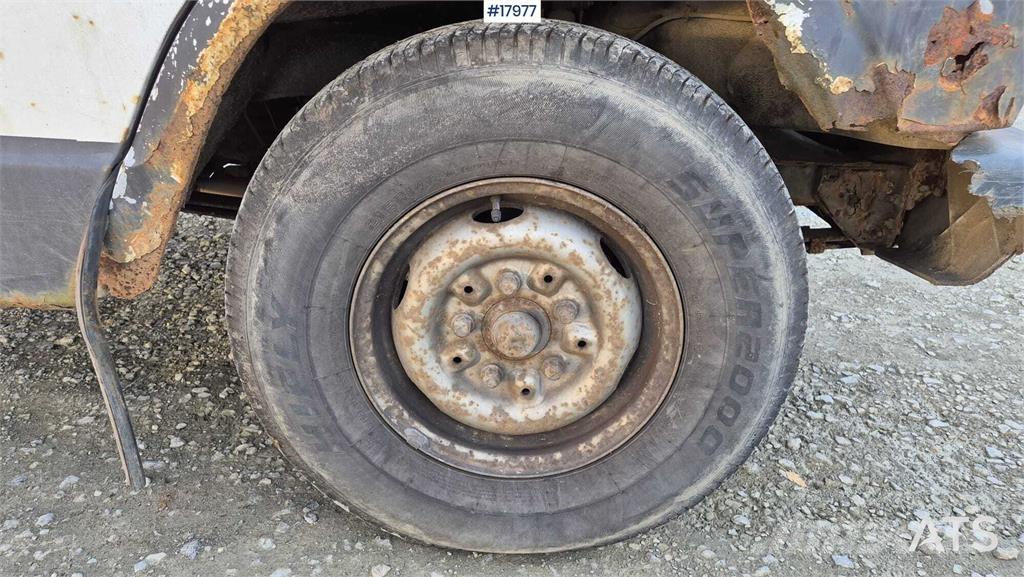 Mercedes-Benz 380D Kamioni sa kranom