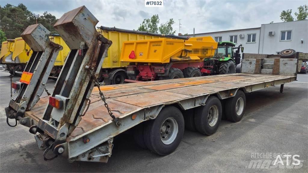 Zremb NS 300 Poluprikolice labudice