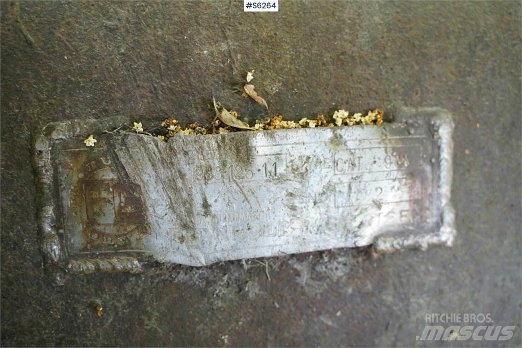 CAT 988 Ostale komponente za građevinarstvo