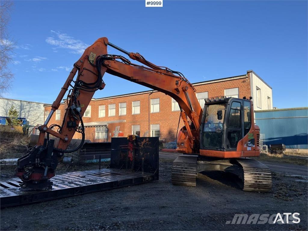 Doosan DX140LCR-3 Bageri guseničari
