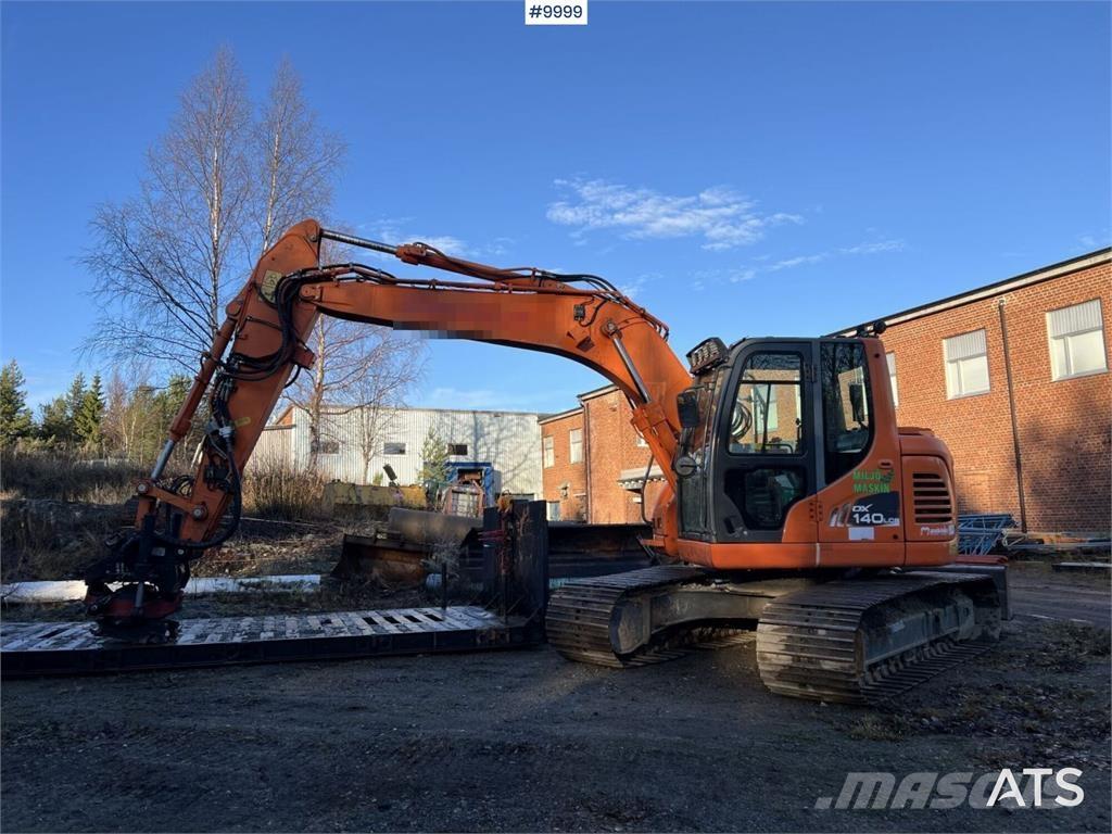 Doosan DX140LCR-3 Bageri guseničari
