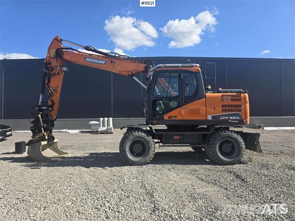 Doosan DX160W-5 Bageri točkaši