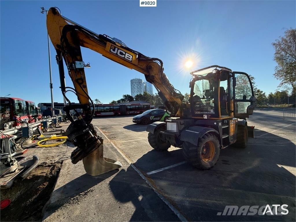 JCB Hydradig 110W Bageri točkaši