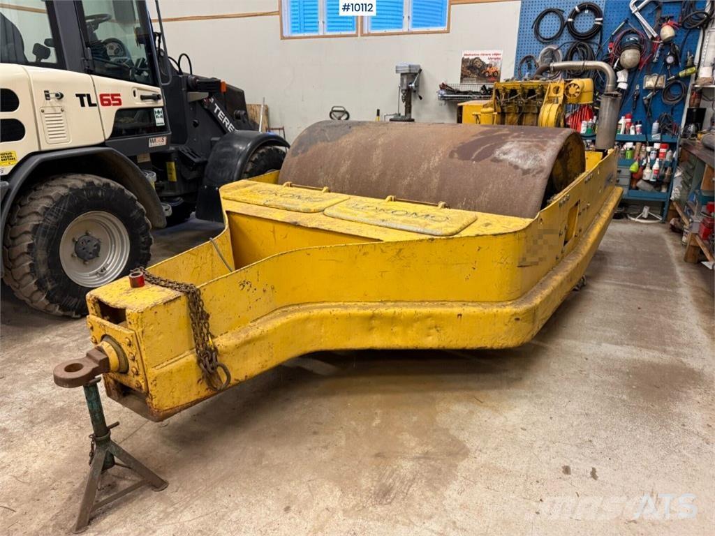 Lokomo AT58 Valjci za građevinarstvo