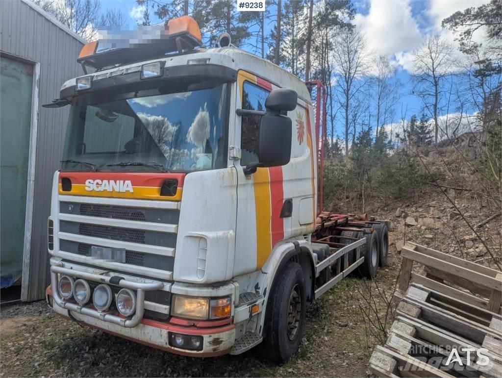 Scania R164GB6X2NZ580 Rol kiper kamioni sa kukom za podizanje tereta