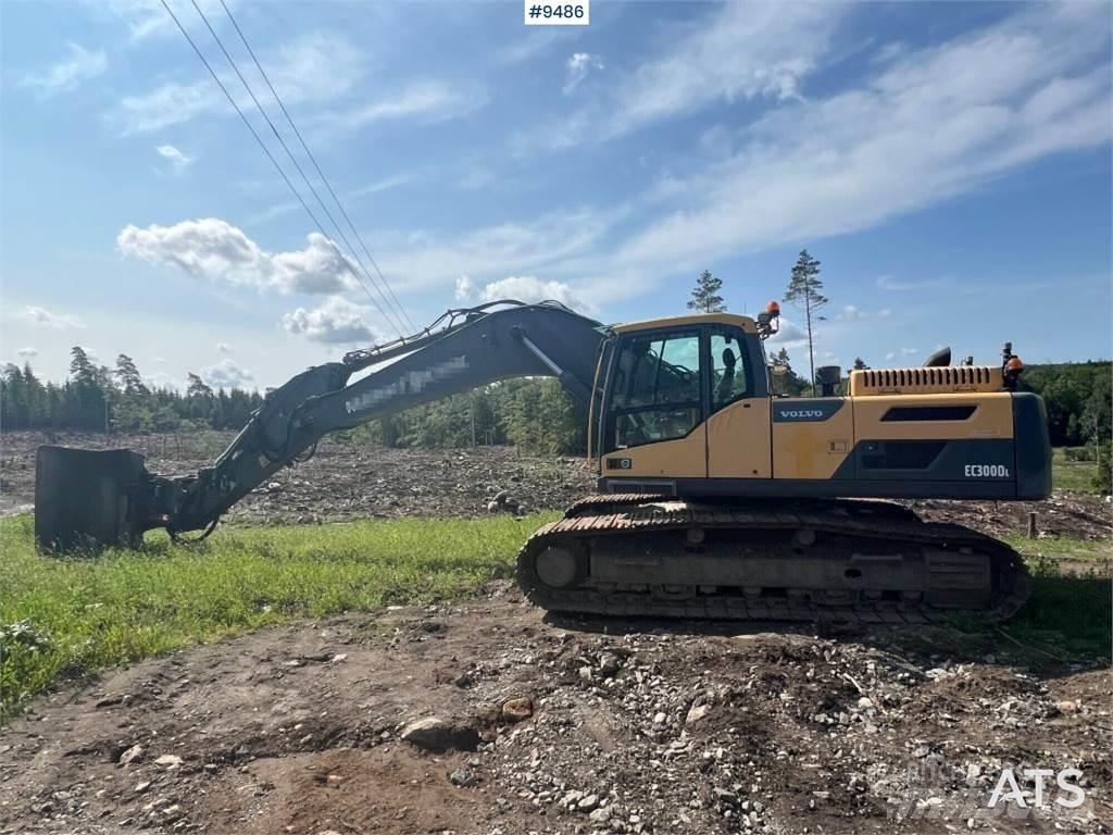 Volvo EC300DL Bageri guseničari