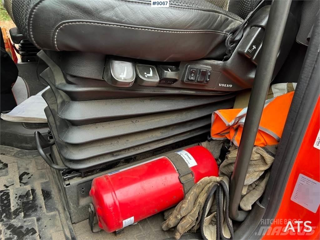 Volvo FH460 Rol kiper kamioni sa kukom za podizanje tereta
