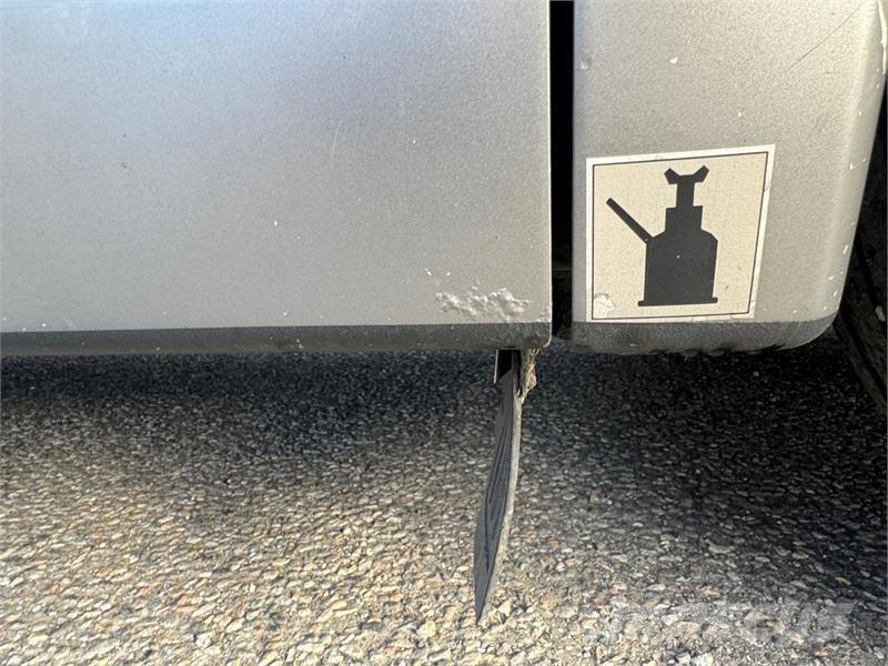 MAN NEOPLAN Putnički autobusi