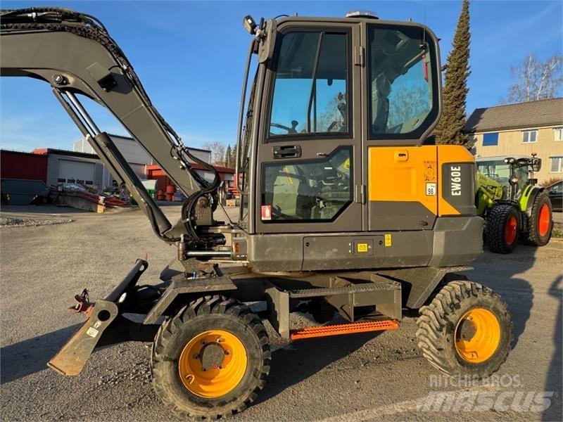 Volvo EW60E Bageri guseničari
