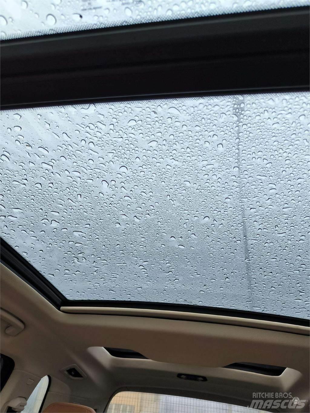 BMW  Automobili