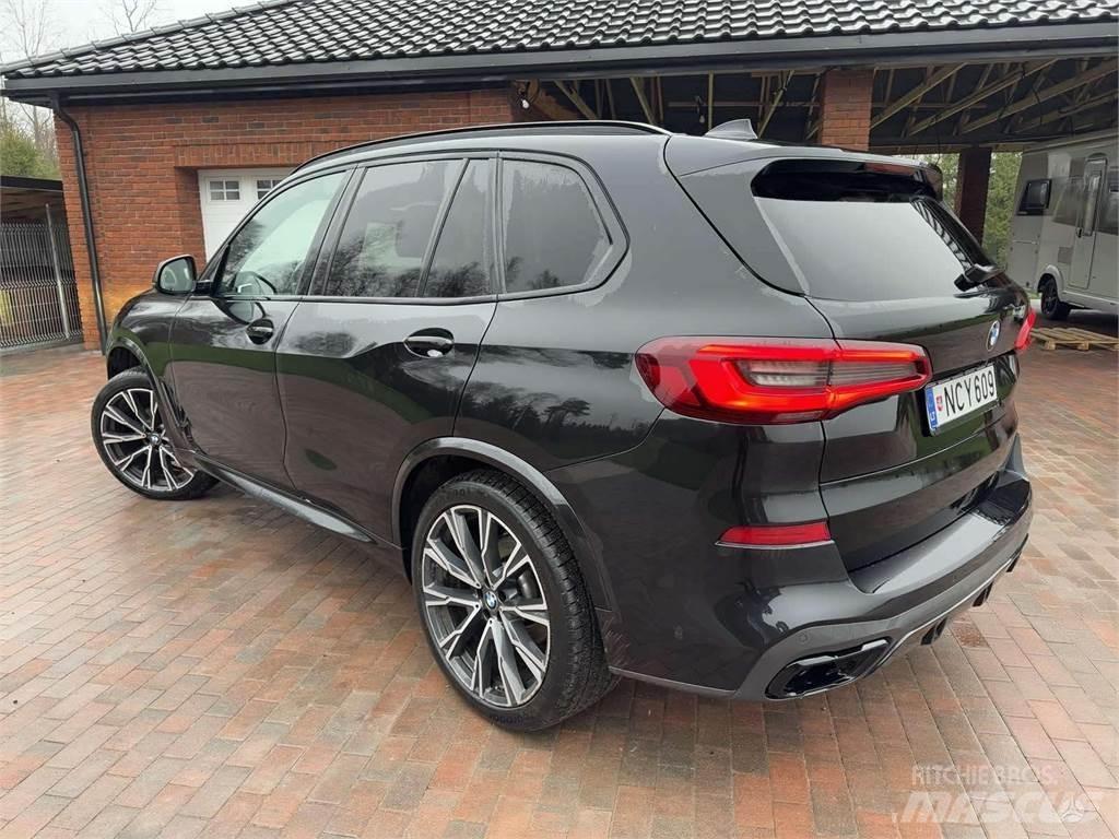 BMW  Automobili