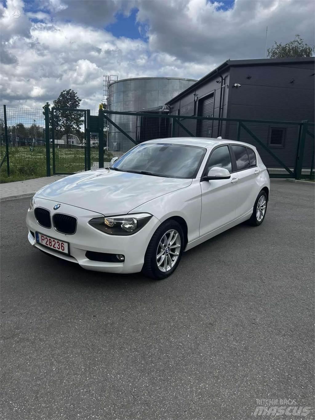 BMW  Automobili