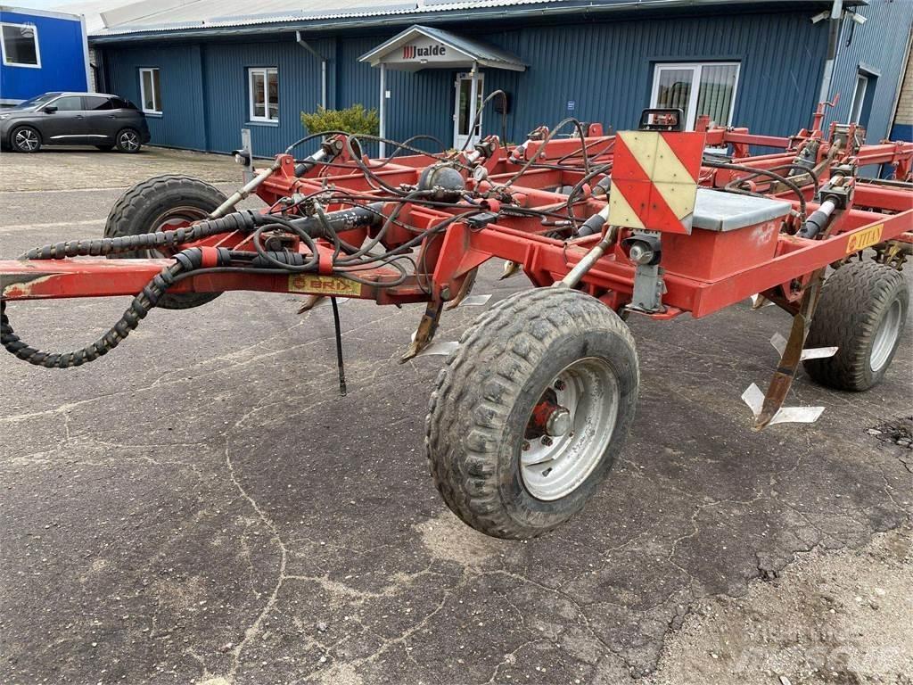 Brix Titan 11/ 300 Setvospremači