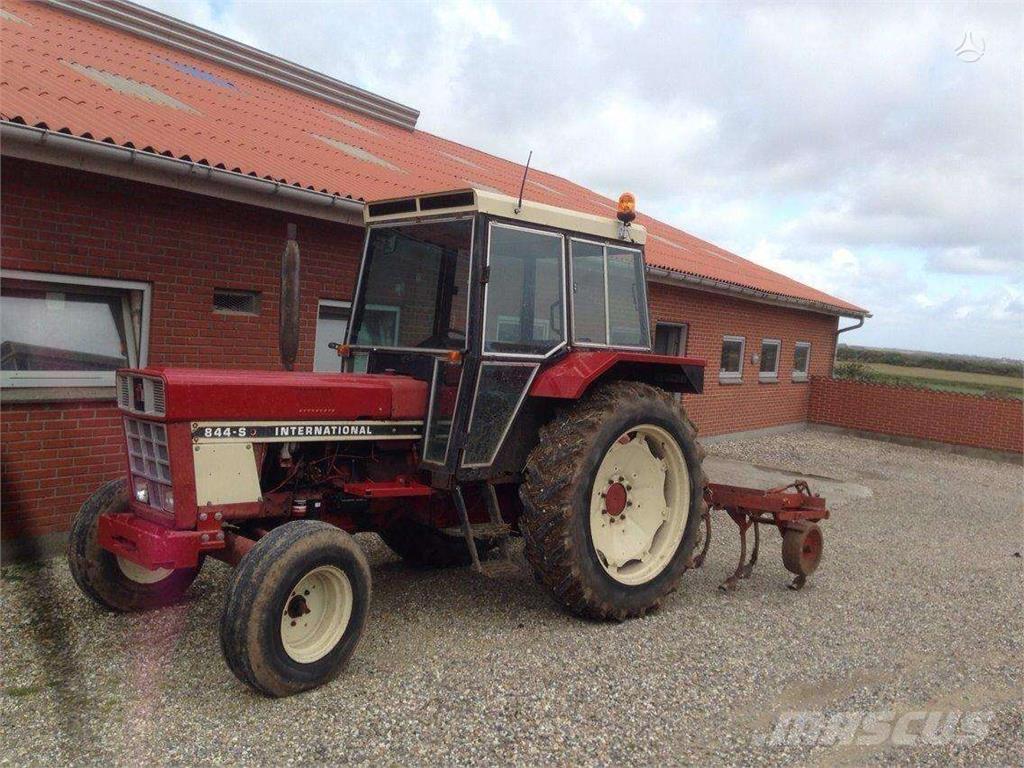 Case IH 844 Ostale poljoprivredne mašine