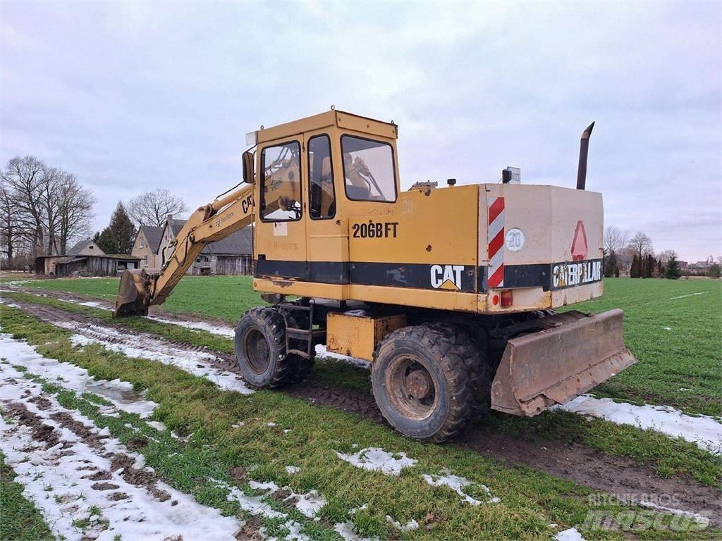 CAT 206 B FT Bageri guseničari