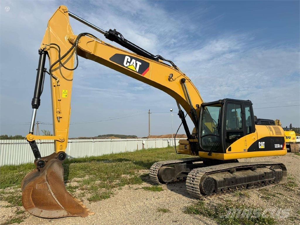 CAT 323 D Bageri guseničari