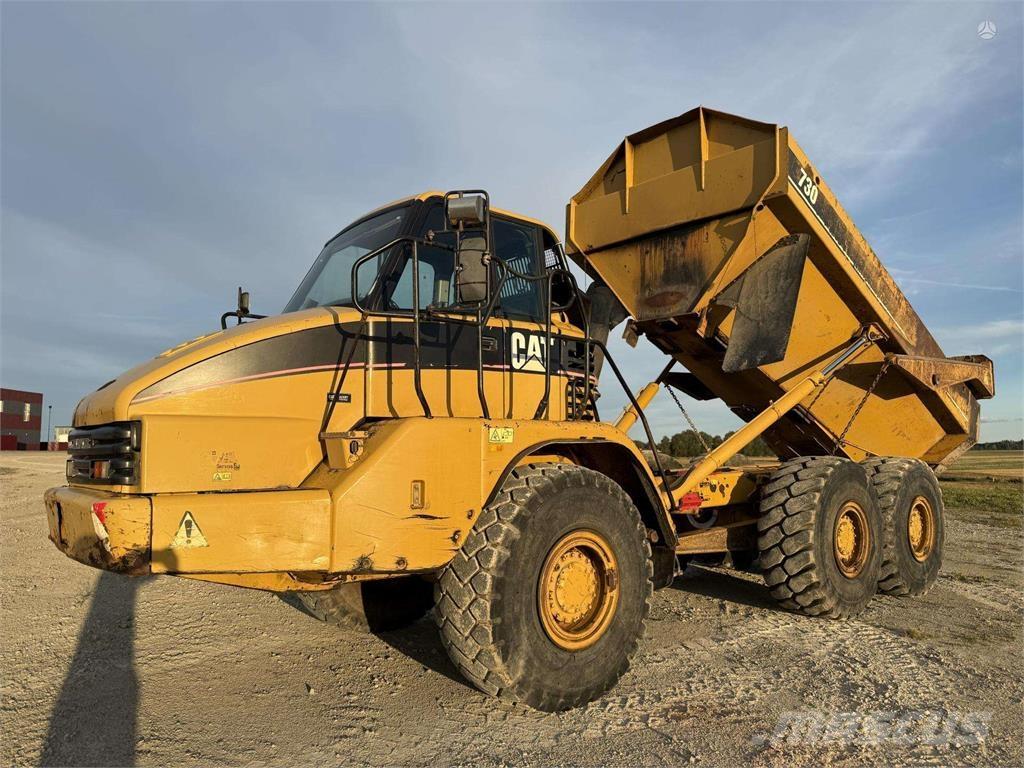 CAT 730 Zglobni damperi