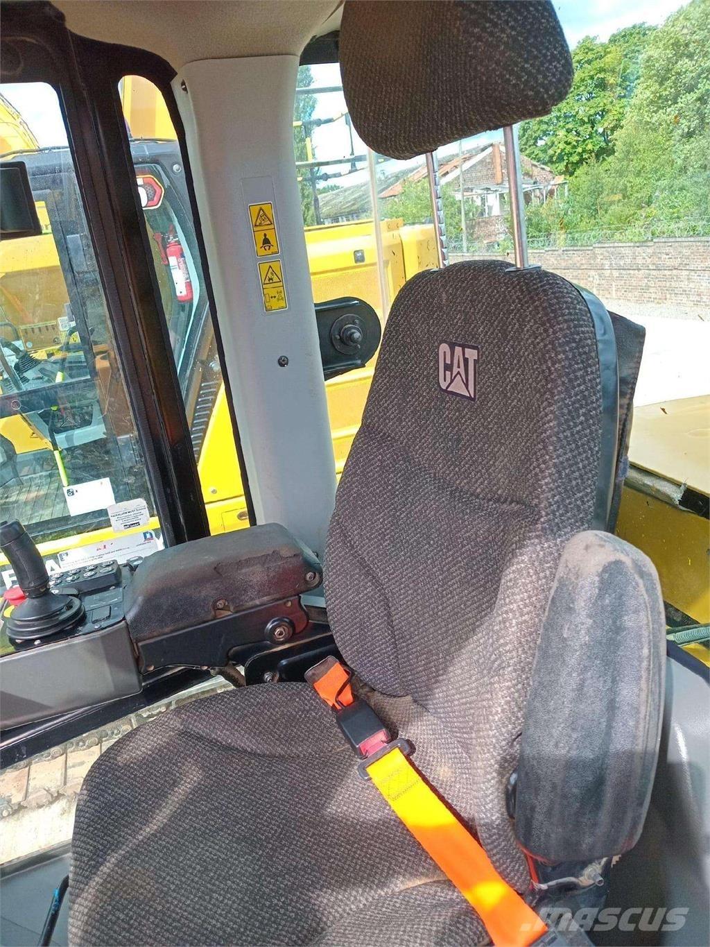 CAT CS 66 B Valjci sa jednim bubnjem