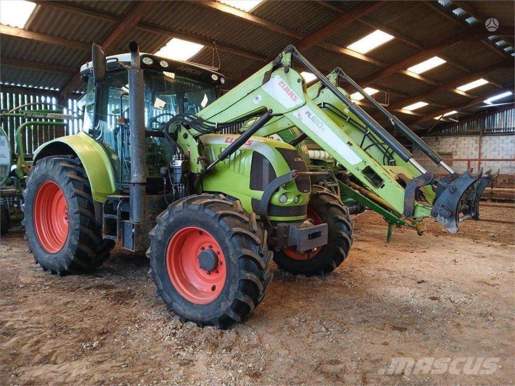 CLAAS Arion 620 Traktori