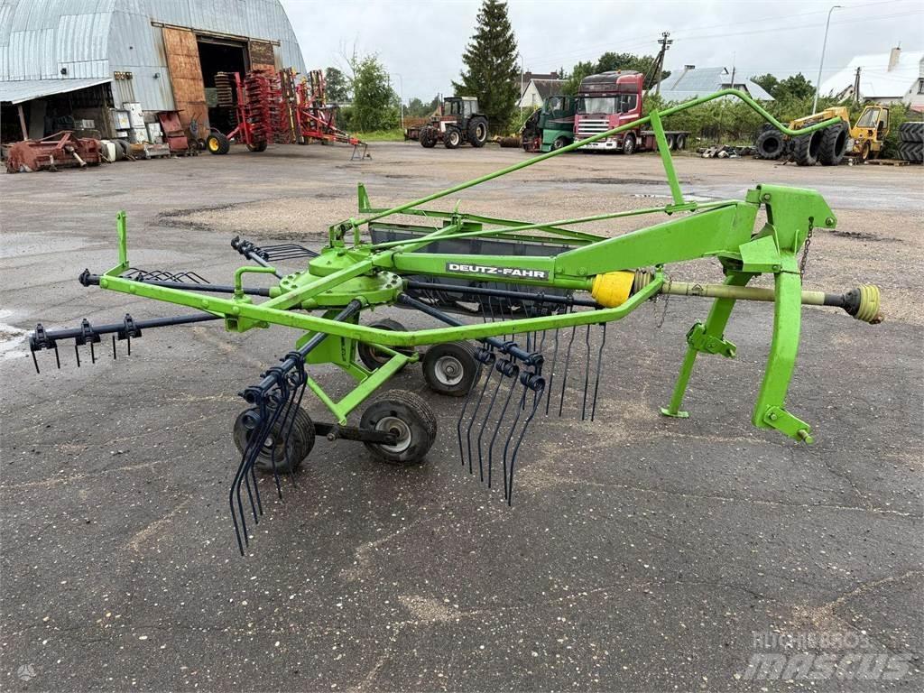 Deutz-Fahr 300 Mešaona stočne hrane
