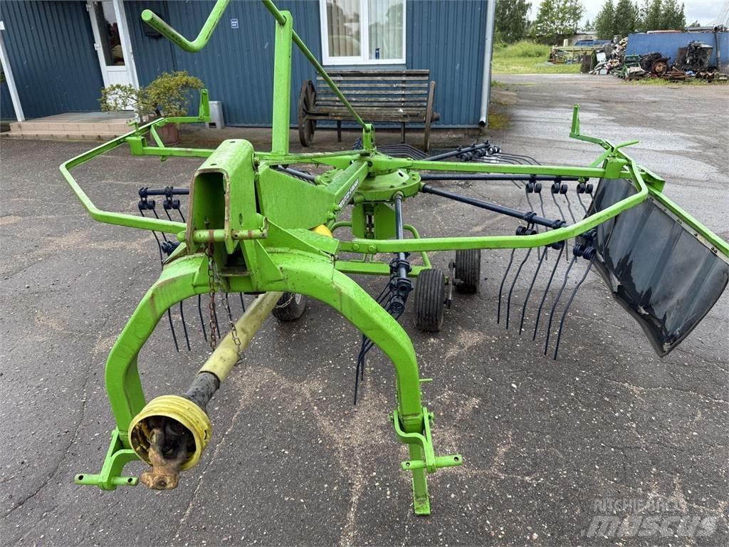 Deutz-Fahr 300 Mešaona stočne hrane