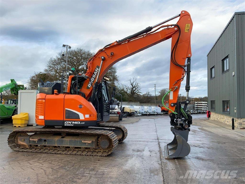 Doosan DX140 LCR Bageri guseničari