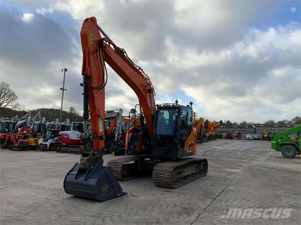 Doosan DX140 LCR Bageri guseničari