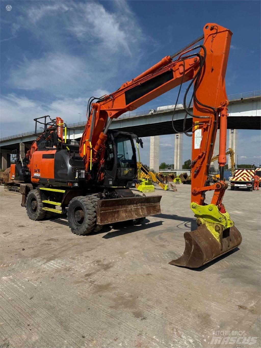 Hitachi ZX145W-6 Bageri guseničari