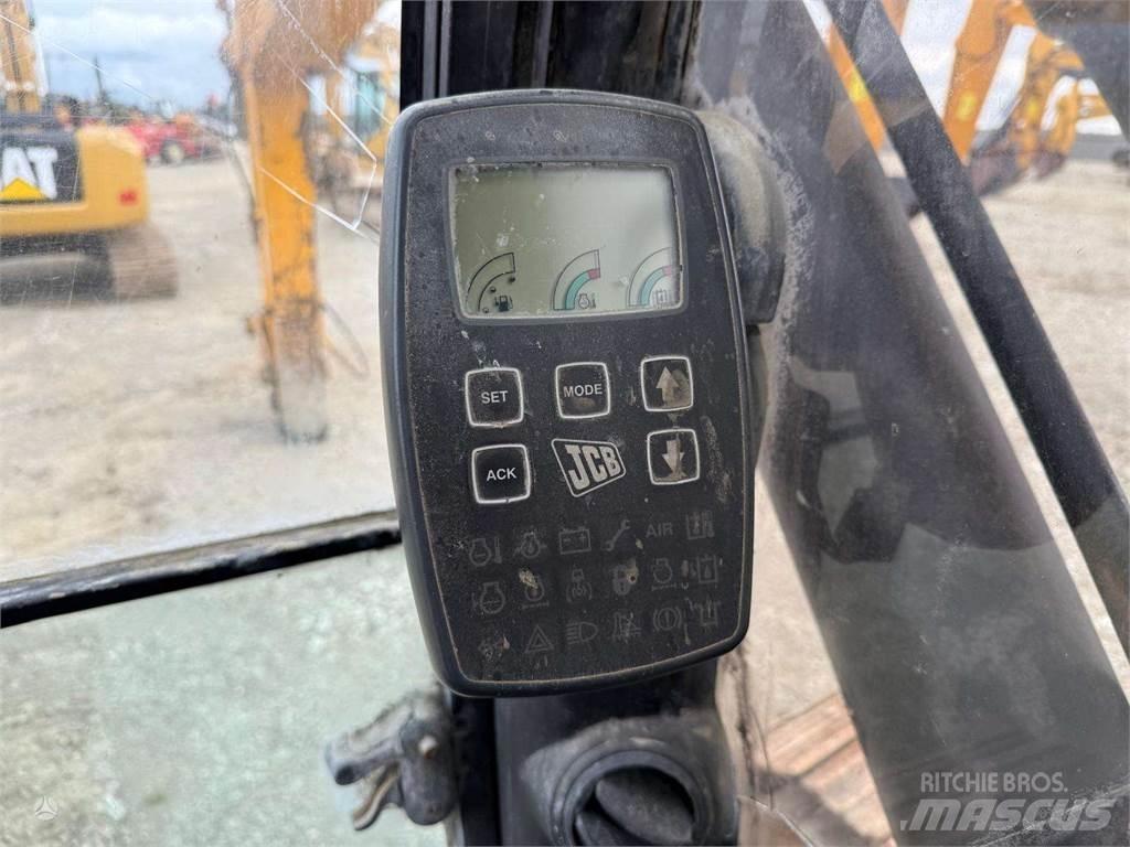 JCB JS 220 LC Bageri guseničari