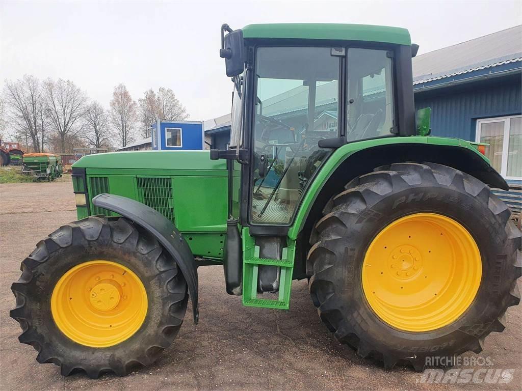 John Deere 6210 Traktori