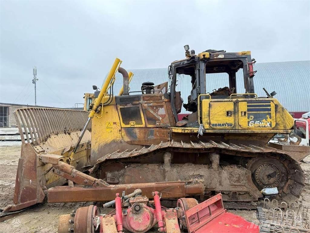Komatsu D65WX-18 Buldožeri guseničari