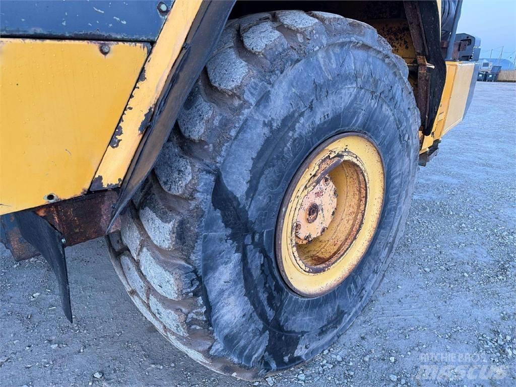 Komatsu HM 400-2 Zglobni damperi