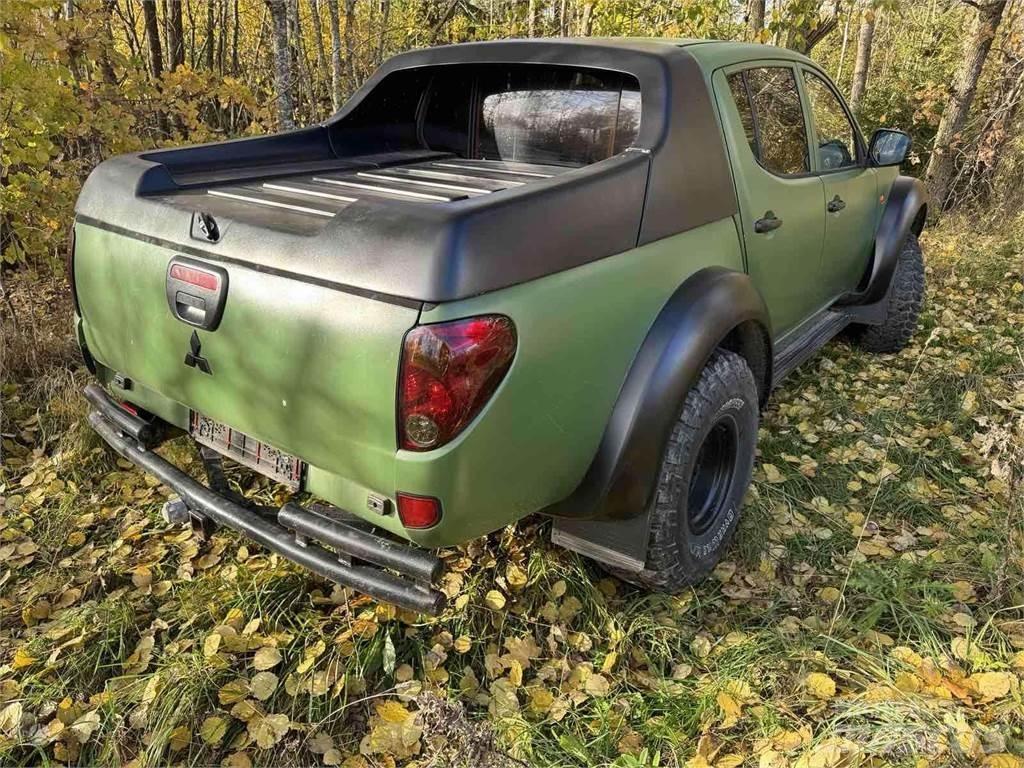 Mitsubishi  Automobili