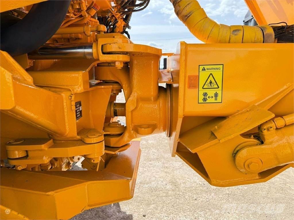 Volvo A25C Zglobni damperi